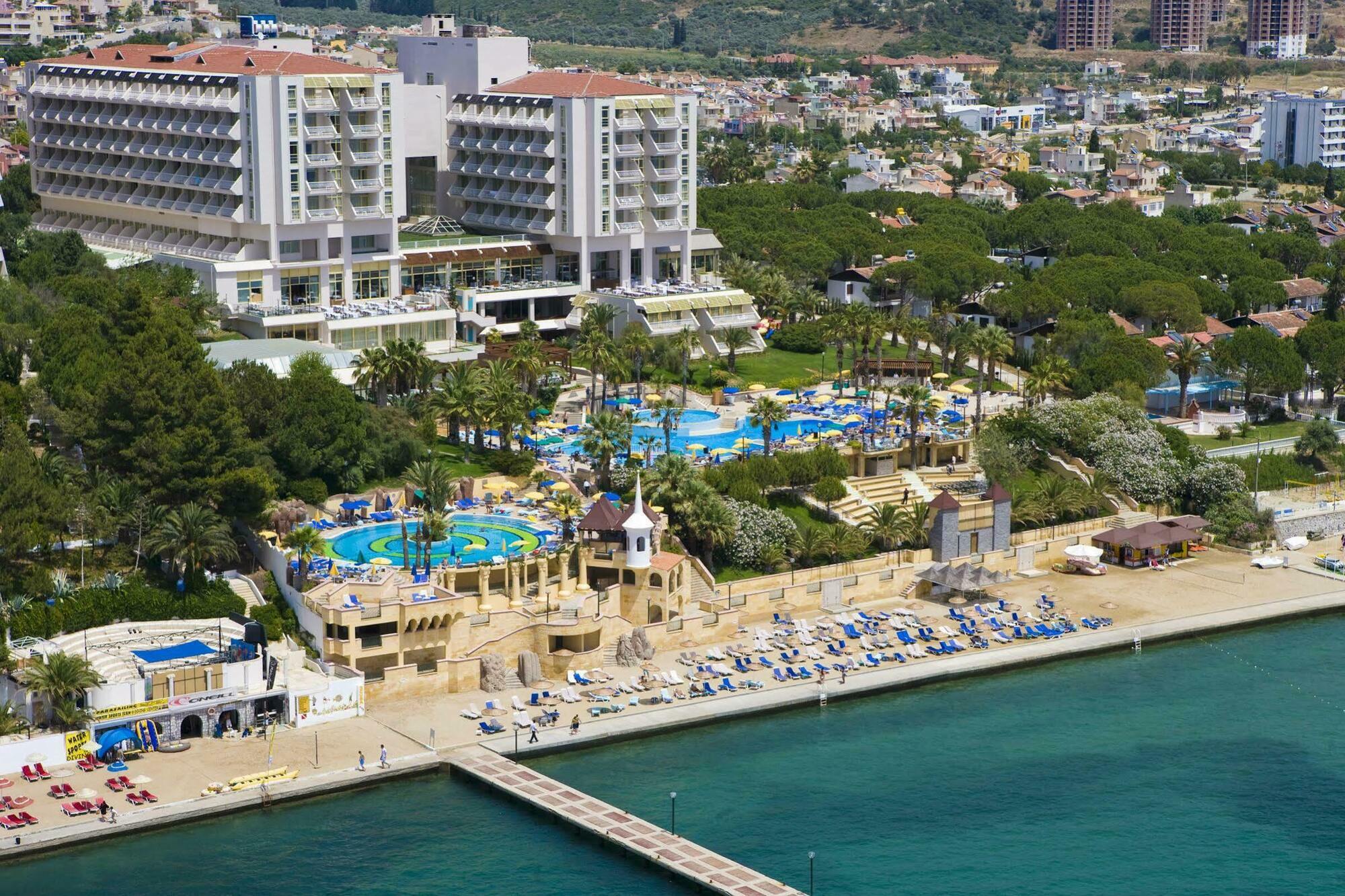 Fantasia Deluxe 5* Kuşadası